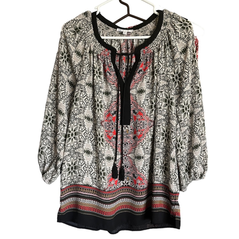 DR2 Multicolor Women’s Split Round Neck Blouse Sz M